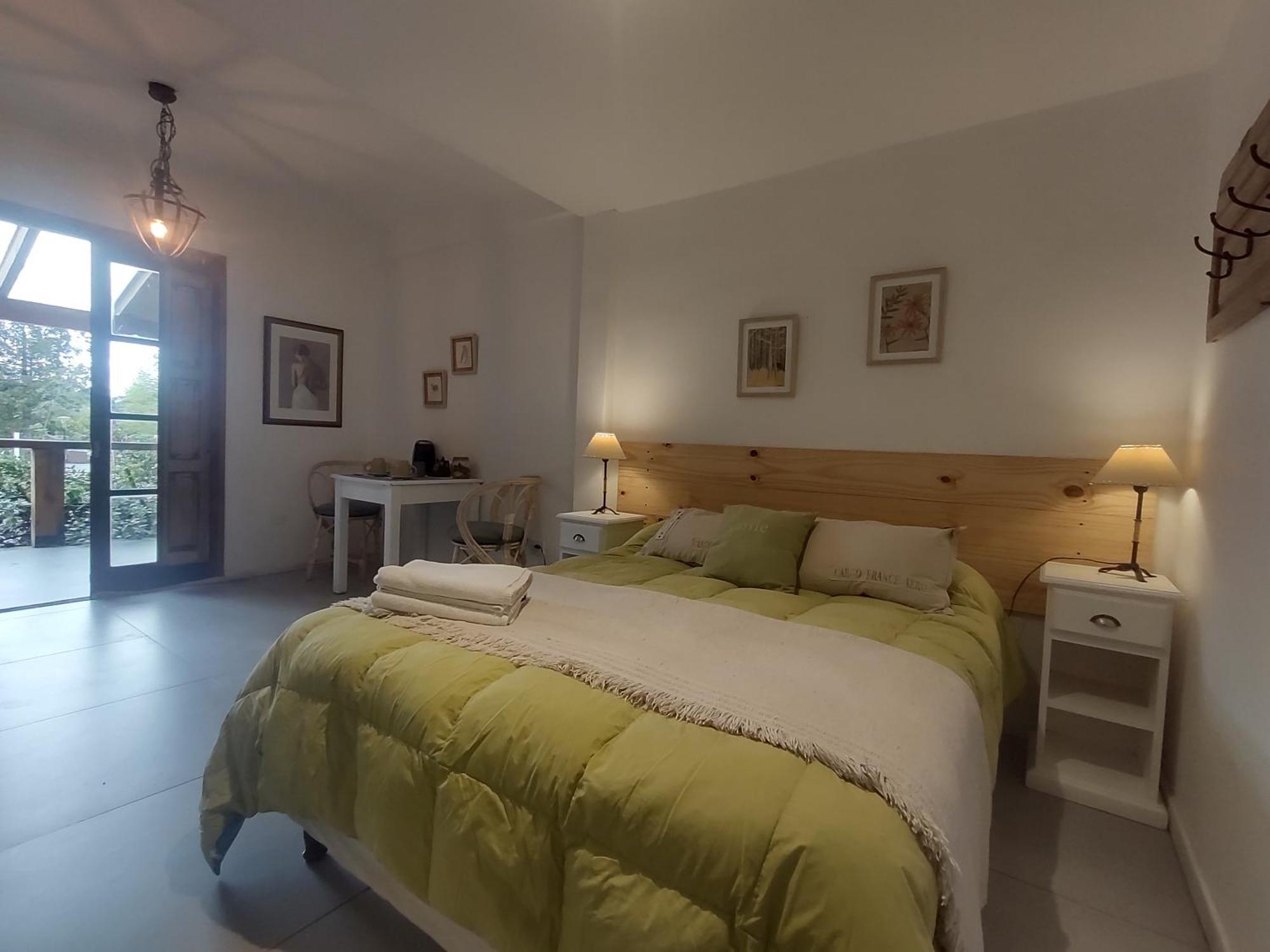 Hosteria Bajo Cero ビージャ・ラ・アンゴストゥーラ 部屋 写真